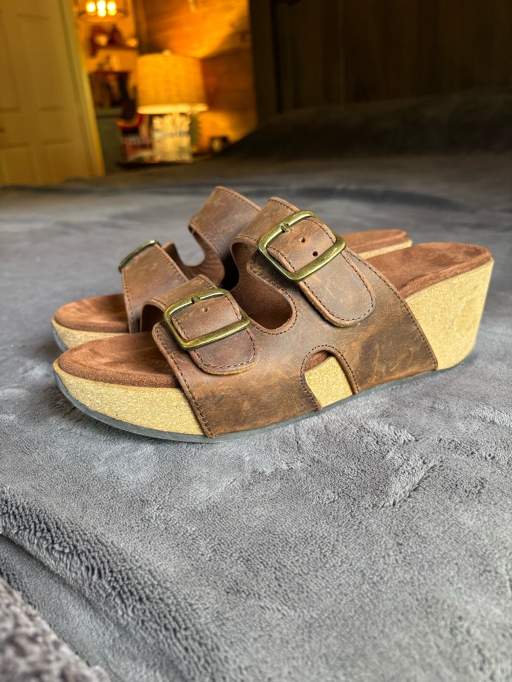 White Mountain Footbeds Chandler Brown Cork Wedge Double Strap Sandals, Size 8 - Picture 7 of 9